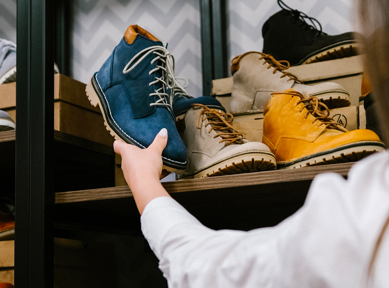 Luxury Shoes - Portal hero 4